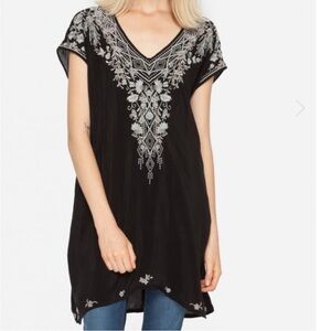 Johnny Was 100% silk Tasya Dress Tunic black embroidered size medium: Bohemian
